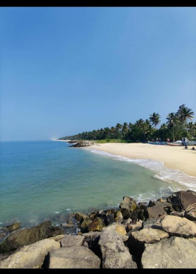 Marari Sibiya Beach Villa มาราริคุลาม ภายนอก รูปภาพ